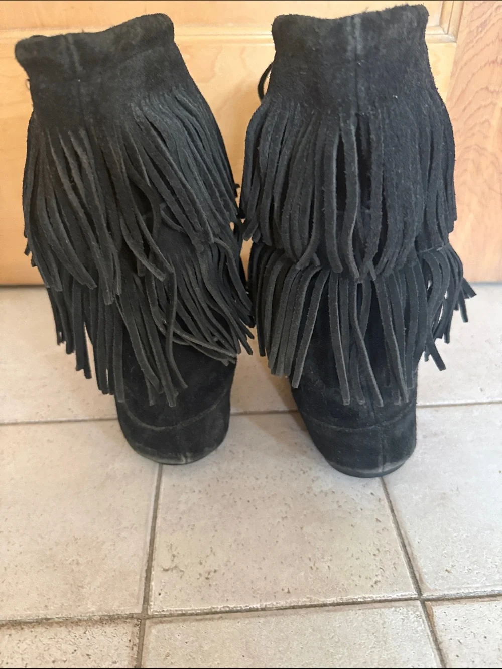Minnetonka Black Suede Fringe Women's Boots Size 10 - Picture 3 of 12